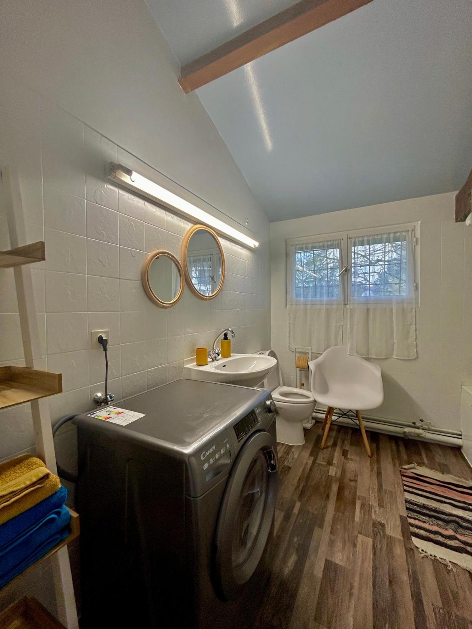 Maisonnette 2 A 4 Pers- Jardin Privatif Cloture- Calme- Stationnement Gratuit- Pau Ouest Billere Exterior photo